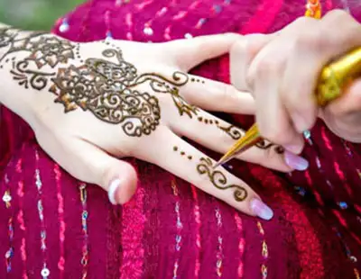 henna tattoo